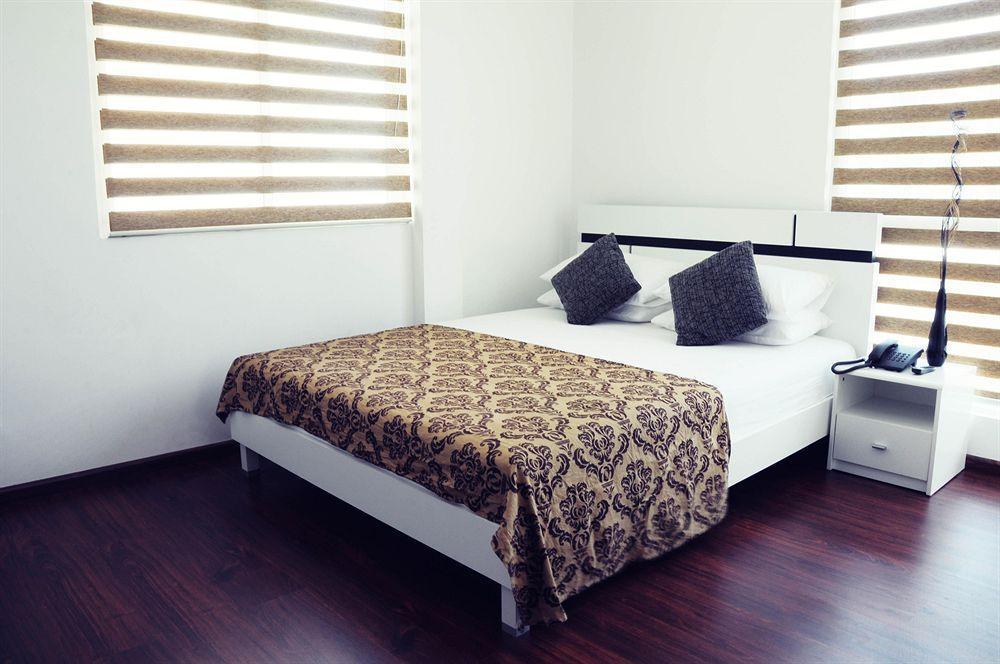 Holidaymakers Inn Hulhumalé Extérieur photo